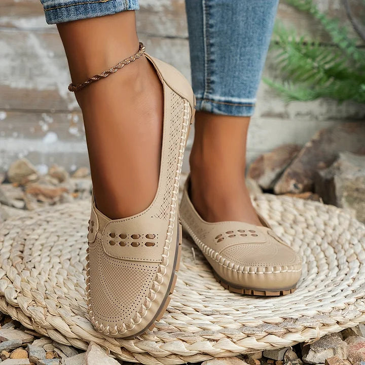 Paulette | Cushioned Flats That Stop Foot Pain Before It Starts