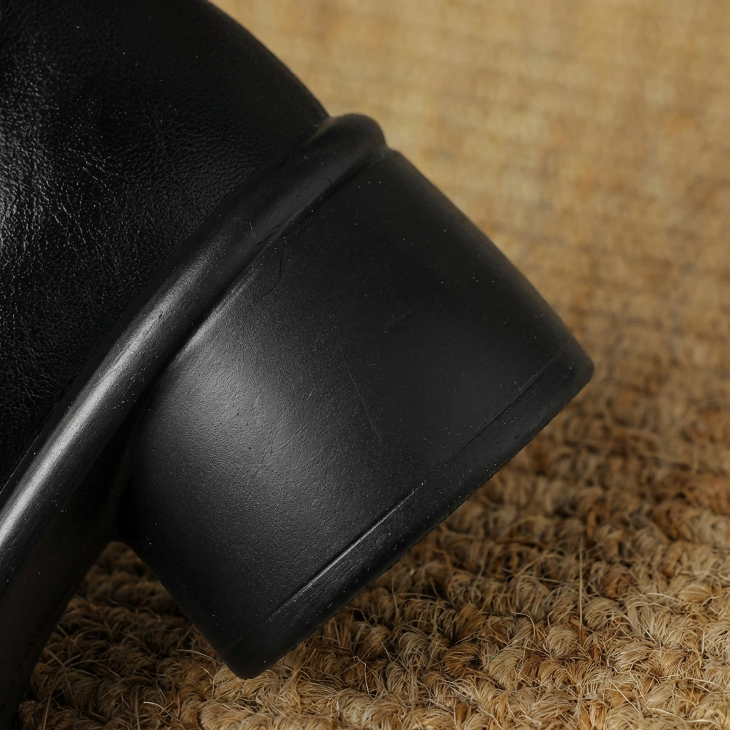 Zyra | Slip-On Heel Keeps Steps More Stable