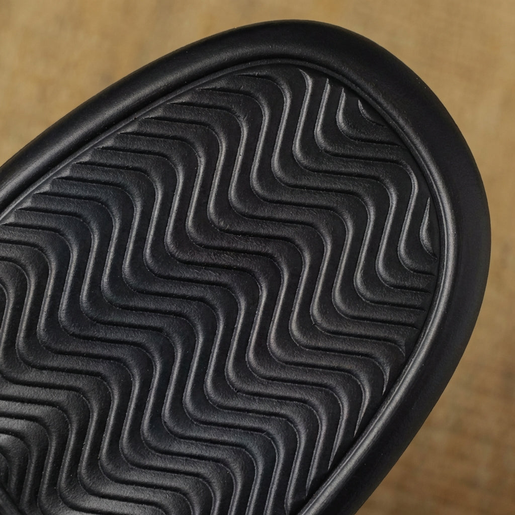 Zyra | Slip-On Heel Keeps Steps More Stable