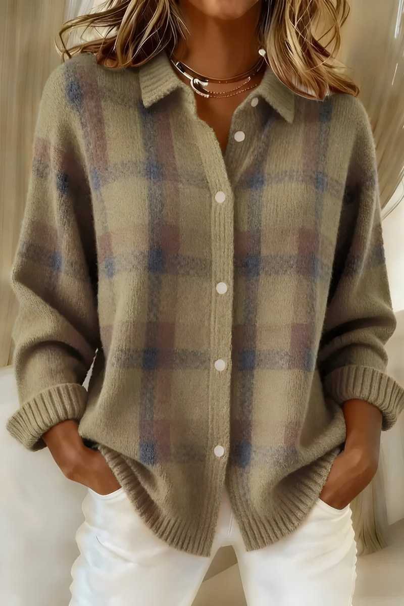Suzan | Timeless Comfort for Cooler Days