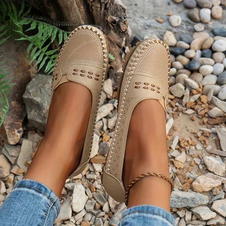 Paulette | Cushioned Flats That Stop Foot Pain Before It Starts