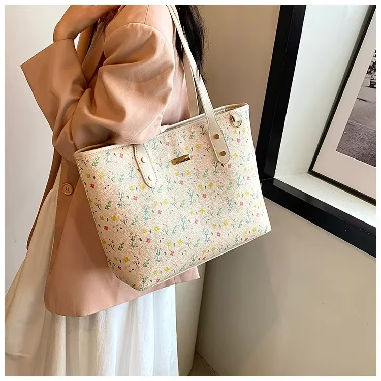 Celeste - Tote Bag