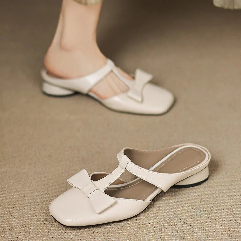 Novie | Open Side Fit Encourages Foot Flexibility