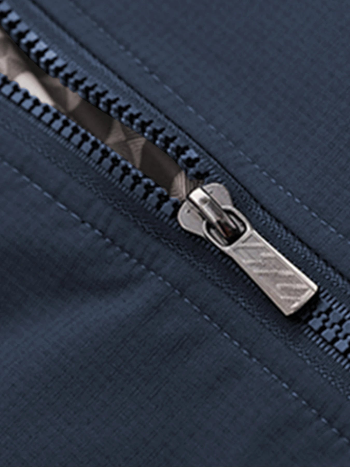 PARKER JACKET | COMFORTABLE LAYERS FOR SPRING WALKS