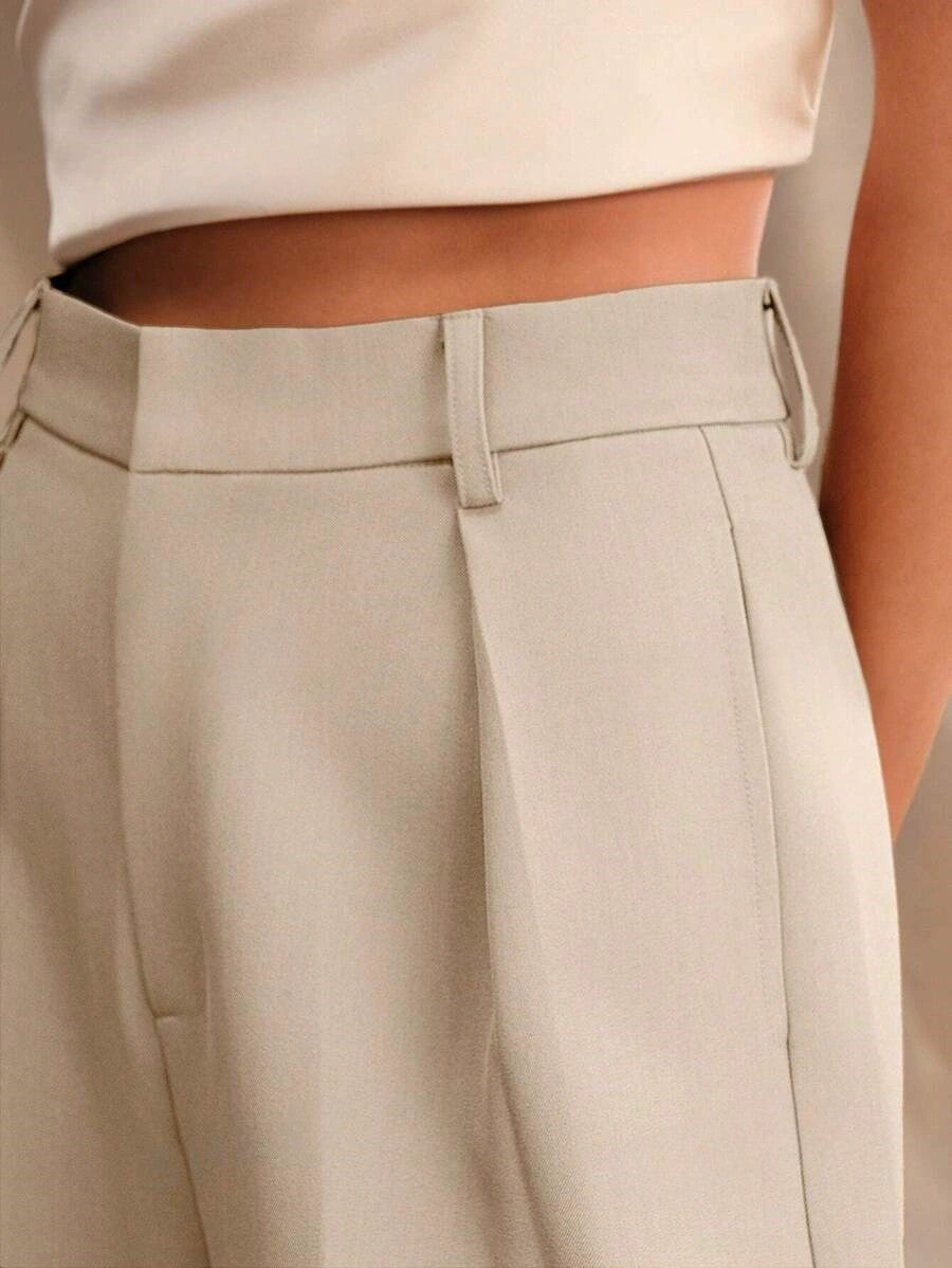 Bernadette | Flowing Cut Relieves Waist Tension