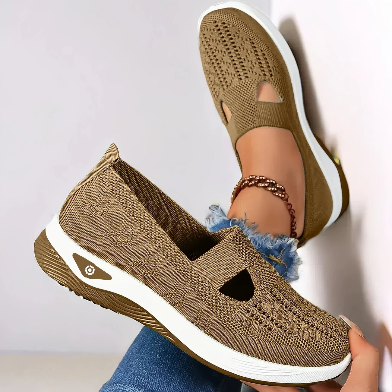 Aria | Lightweight Comfort Walking Shoes