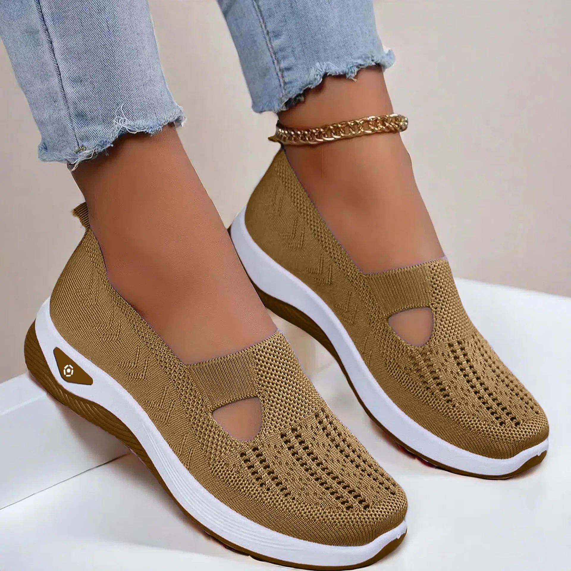 Aria | Lightweight Comfort Walking Shoes