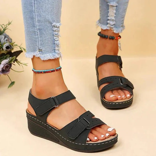 Dorothy | Finally a Sandal Your Swollen Feet Can Breathe In