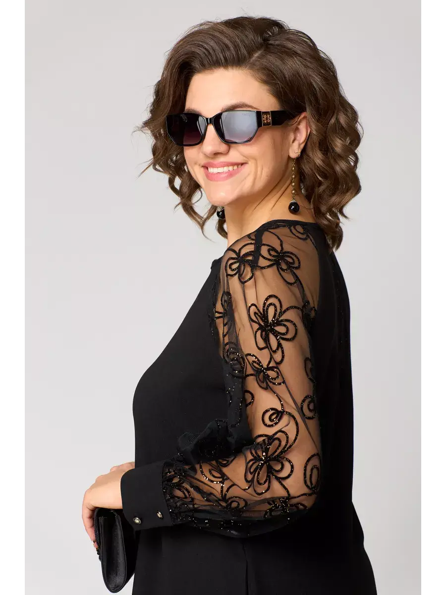 Regina | Timeless Elegance Midi Dress