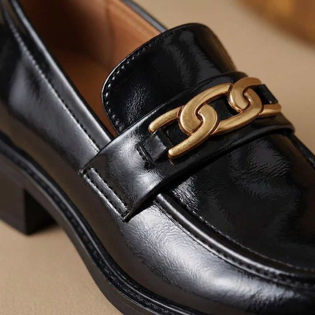 Fabiola | Low Heel Structure Helps Maintain Balance