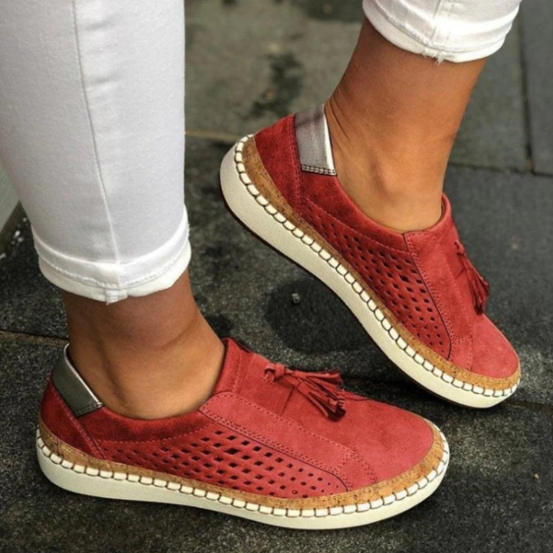 Calvona | Lightweight Comfort Slip-Ons for Easy Walking