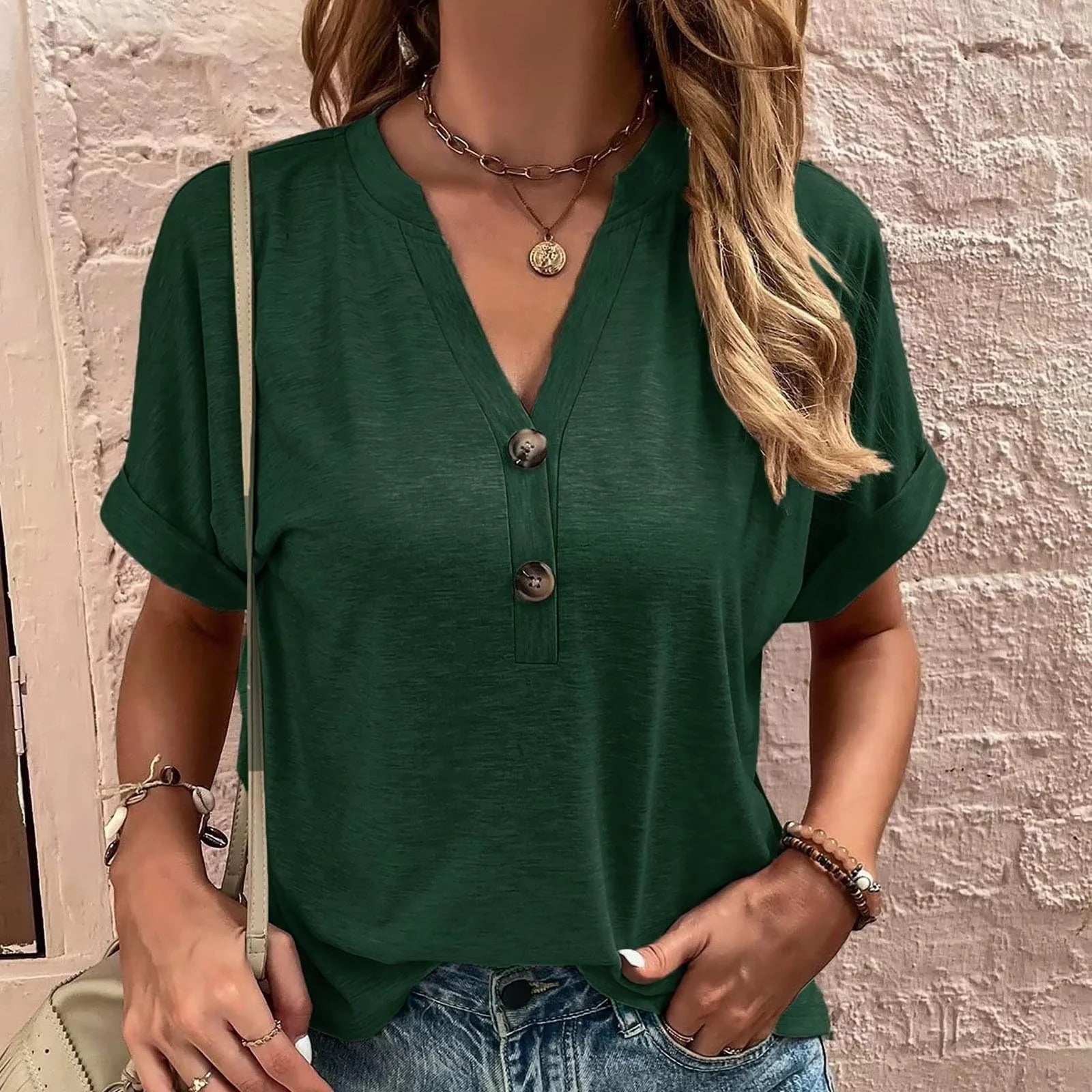 Ava | Lightweight V-Neck Tee for Comfortable Everyday Wear