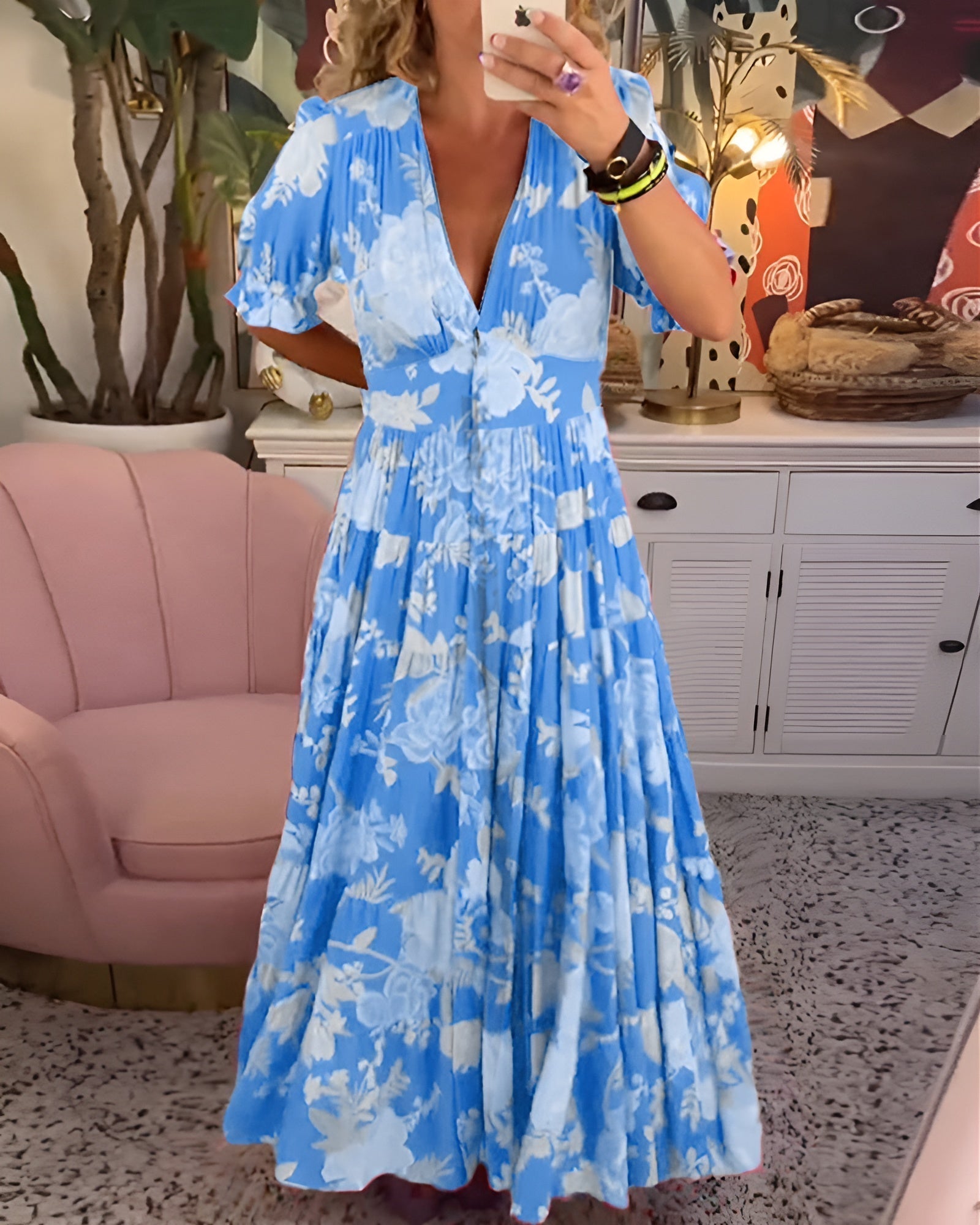 CARINE | Dress with Pockets and V-Neck in Floral Print