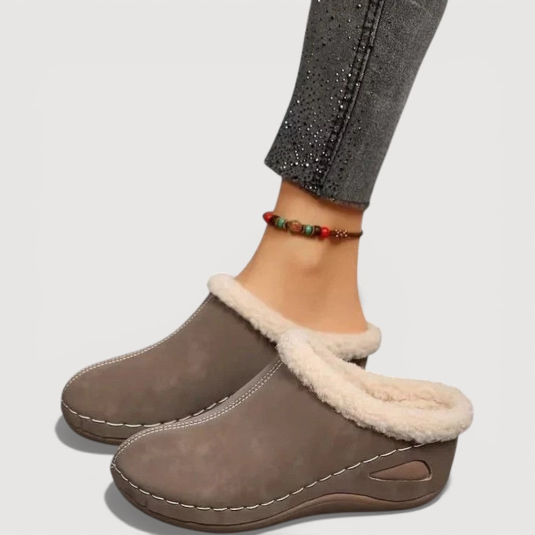 NOVI | COMFORT MULE SLIPPER