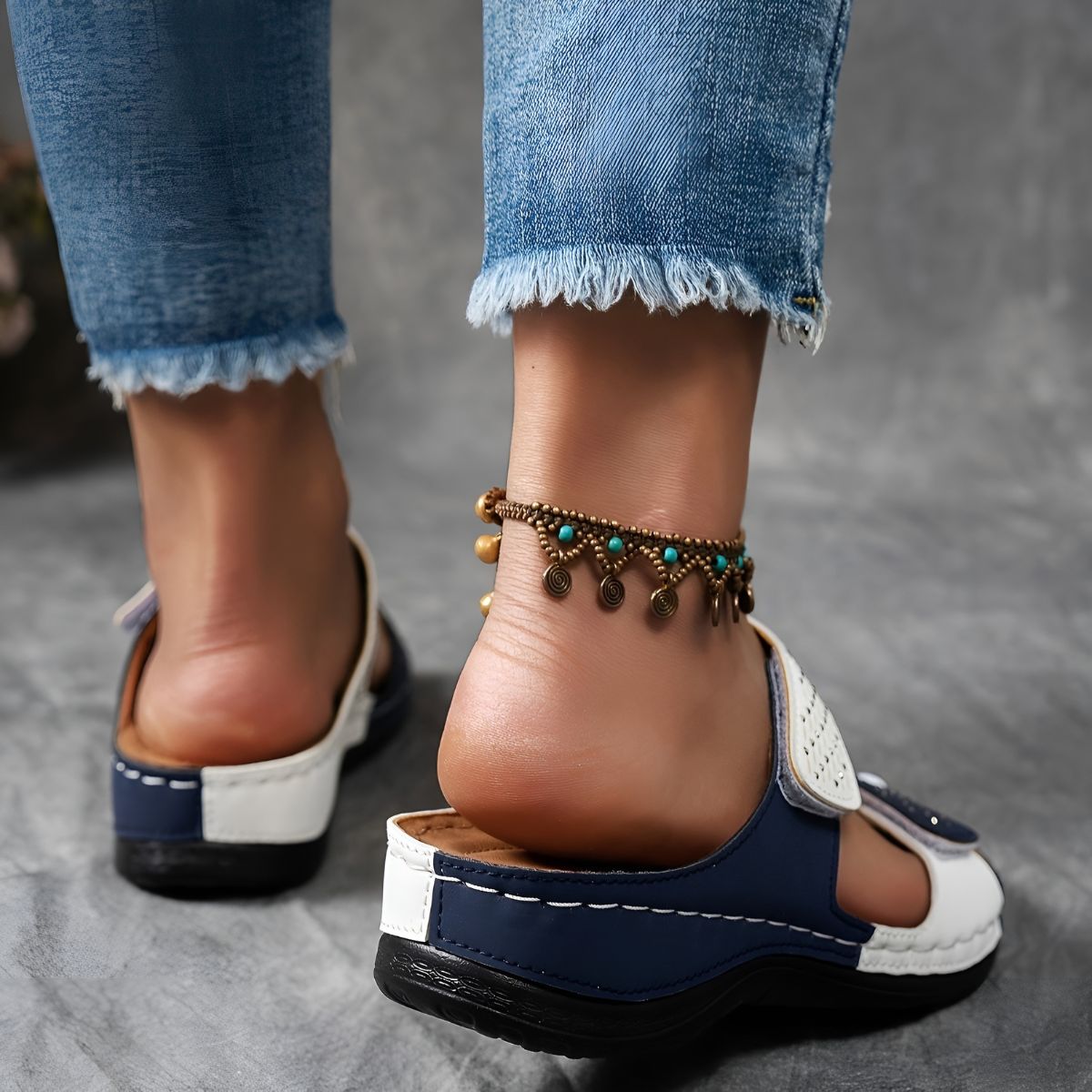 Theodora | Supportive Sandals for Comfortable Everyday Walking