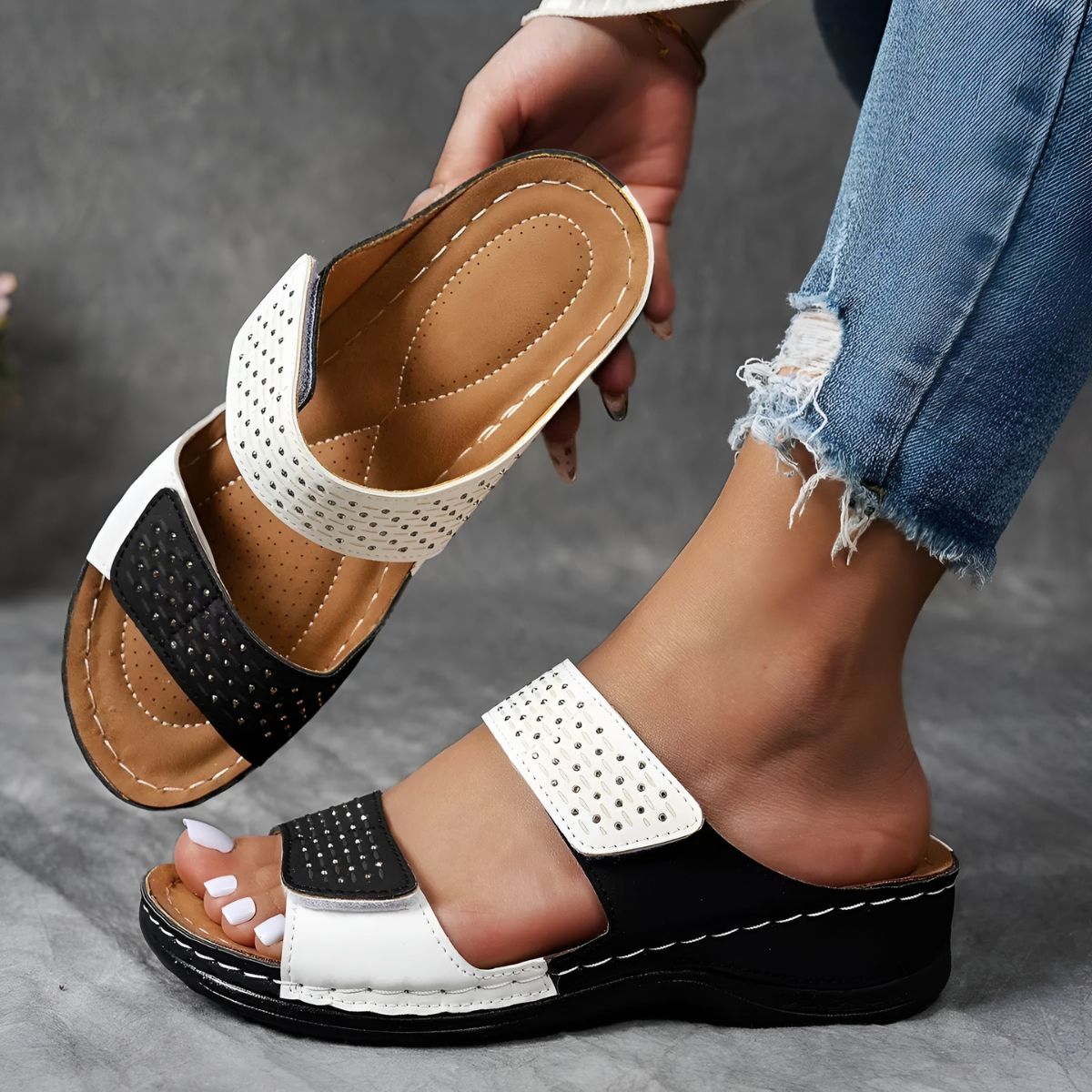 Theodora | Supportive Sandals for Comfortable Everyday Walking