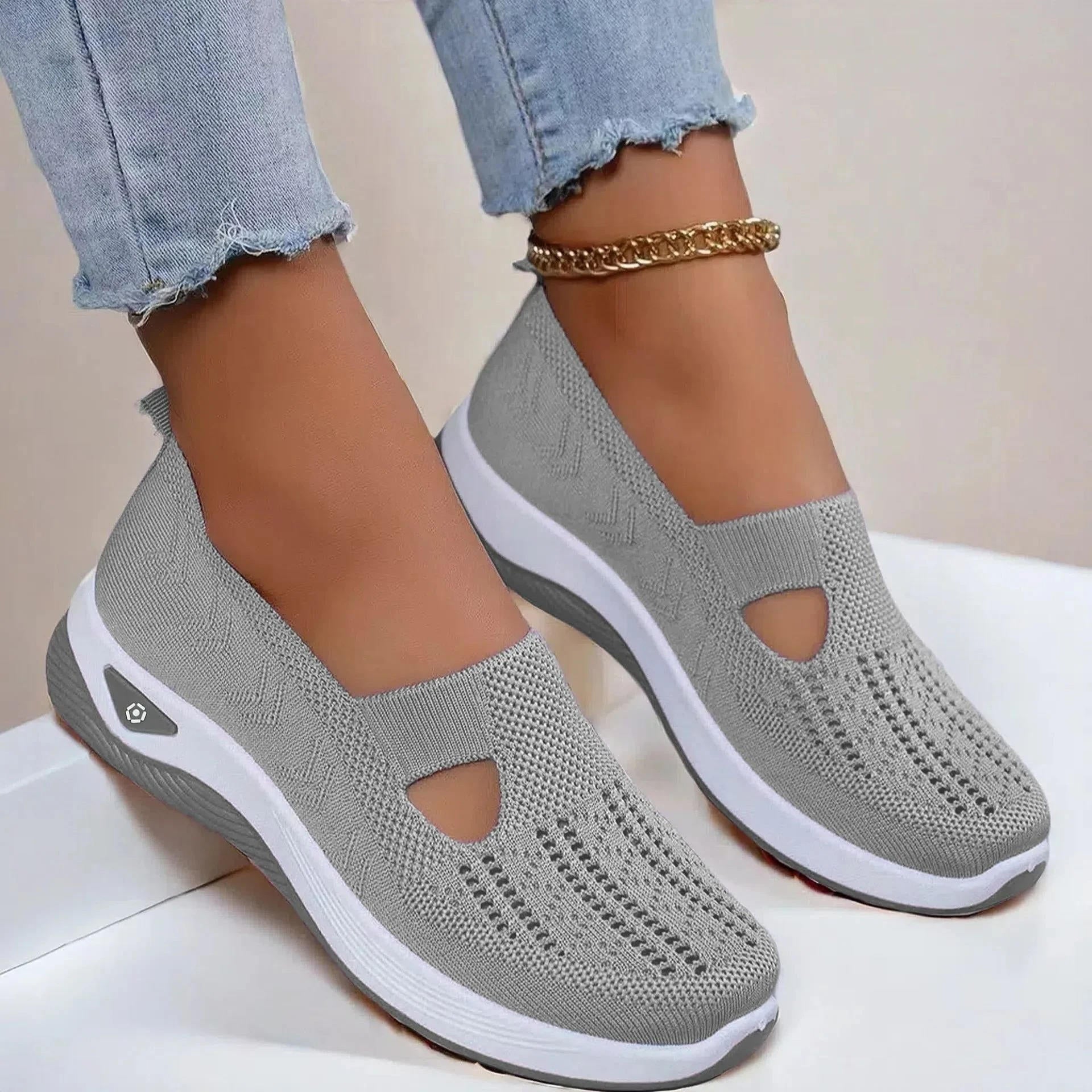 Aria | Lightweight Comfort Walking Shoes