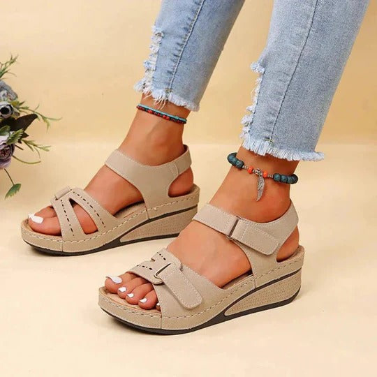 Dorothy | Finally a Sandal Your Swollen Feet Can Breathe In