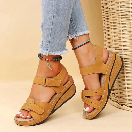 Dorothy | Finally a Sandal Your Swollen Feet Can Breathe In