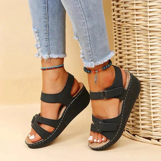 Dorothy | Finally a Sandal Your Swollen Feet Can Breathe In